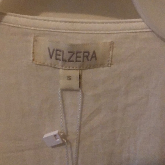 3/4 length sleeve embroidered jacket - Picture 2 of 9